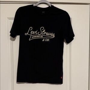 Levi Strauss Black T-Shirt